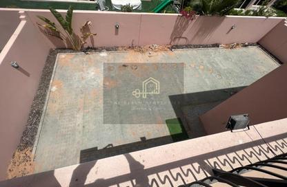 Villa - 4 - 5 for rent in Nad Al Sheba Villas - Nad Al Sheba 3 - Nad Al Sheba - Dubai