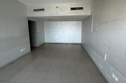 Apartment - 2 Bedrooms - 3 Bathrooms for sale in Al Majaz 2 - Al Majaz - Sharjah
