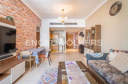 Apartment - 1 - 1 for sale in Mayfair Tower - Business Bay - Dubai