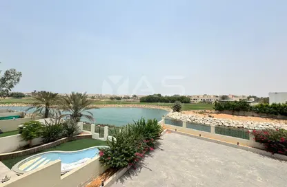 فيلا - 5 غرف نوم - 6 حمامات للايجار في فلل قرية الحمرا - قرية الحمرا - رأس الخيمة