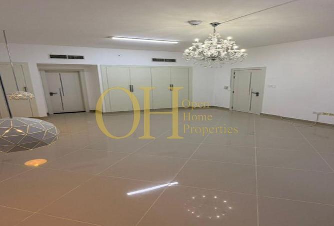 53166527 - Property Image 3