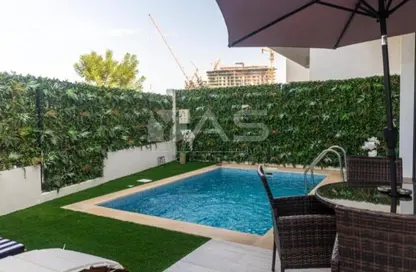 تاون هاوس - 3 غرف نوم - 4 حمامات للايجار في فيلات ماربيلا الاولى - ماربيا - ميناء العرب - راس الخيمة - رأس الخيمة