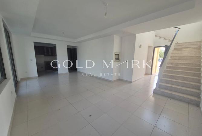 120640611 - Property Image 3