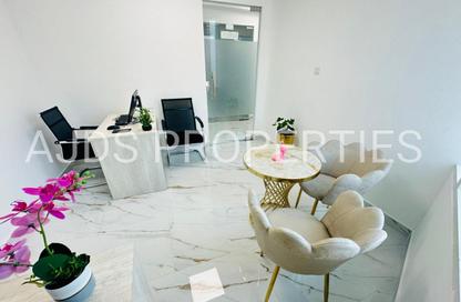 Office Space - Studio - 1 Bathroom for rent in Fatima Mohammad Ahmad Bin Suleiman Building - Al Raffa - Bur Dubai - Dubai