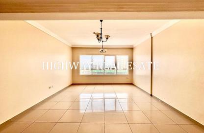 Apartment - 2 Bedrooms - 3 Bathrooms for rent in Al Khan Corniche - Al Khan - Sharjah Apartment - 2 Bedrooms - 3 Bathrooms for rent in Al Khan Corniche - Al Khan - Sharjah