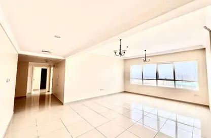 Apartment - 2 Bedrooms - 3 Bathrooms for rent in Al Khan Corniche - Al Khan - Sharjah