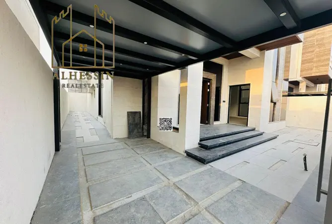 146006814 - Property Image 2