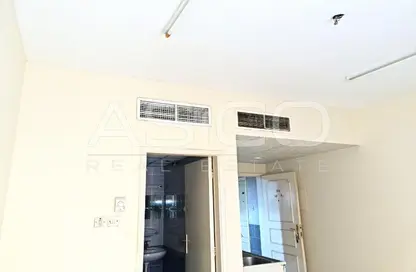 Office Space - Studio for rent in Sultan Lootah Building - Al Muraqqabat - Deira - Dubai