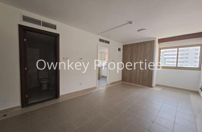 Apartment - Studio - 1 for rent in Mankhool Building - Al Mankhool - Bur Dubai - Dubai