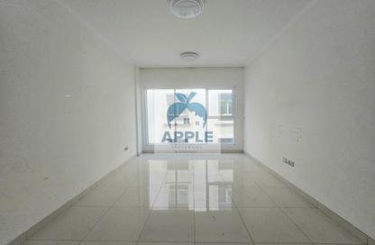 Apartment - 1 Bedroom - 2 Bathrooms for rent in Muwaileh 3 Building - Muwaileh - Sharjah