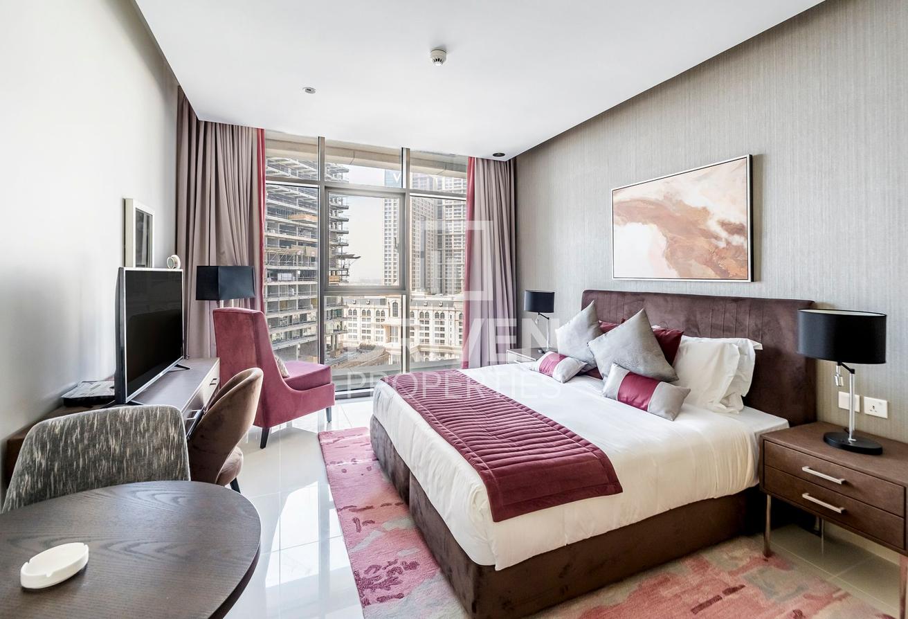 Stylish Fully Furnished Studio | Vibrant Location photo 4