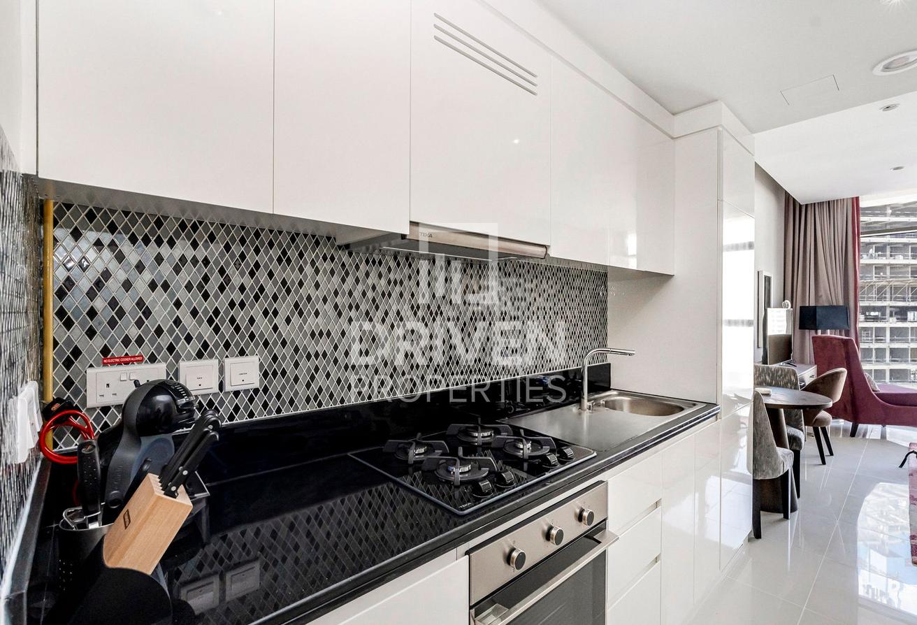 Stylish Fully Furnished Studio | Vibrant Location photo 9