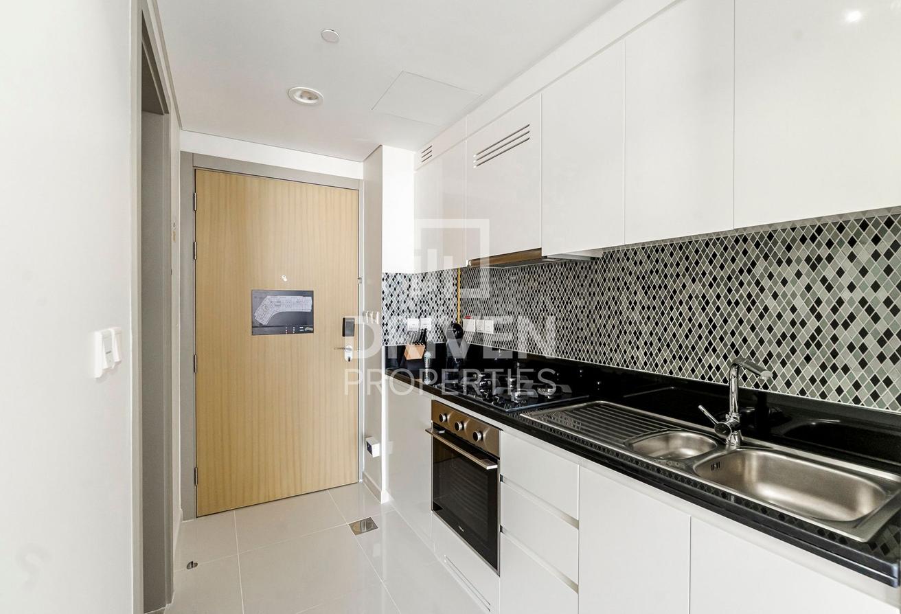 Stylish Fully Furnished Studio | Vibrant Location photo 10