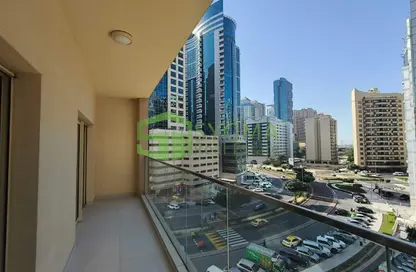 Apartment - 1 Bedroom - 2 Bathrooms for rent in East Coast Building - Barsha Heights (Tecom) - Dubai