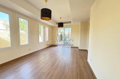 Villa - 2 Bedrooms - 2 Bathrooms for rent in Springs 11 - The Springs - Dubai