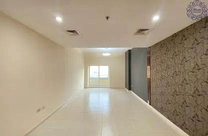 شقة - غرفة نوم - 2 حمامات للايجار في عود ميثاء - بر دبي - دبي