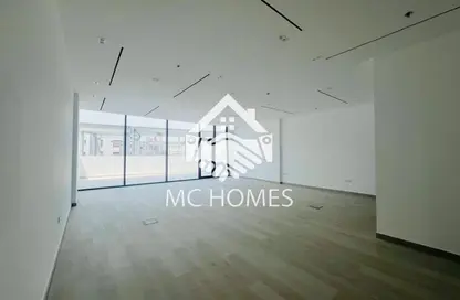 مكتب - استوديو - 2 حمامات للايجار في ﺫﺍ ﺍﻭﻓﻴﺲ ﺍﺭﺷﻲ ﺗﻴﺐ ﻟﻠﻌﻘﺎﺭﺍﺕ - ارجان - دبي