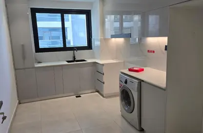 Apartment - 3 Bedrooms - 3 Bathrooms for rent in Binghatti Creek - Al Jaddaf - Dubai