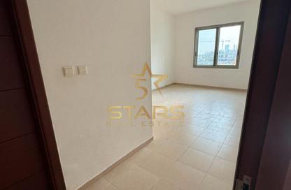 Apartment - 1 - 2 for sale in Oakwood Residency - Dubai Production City (IMPZ) - Dubai