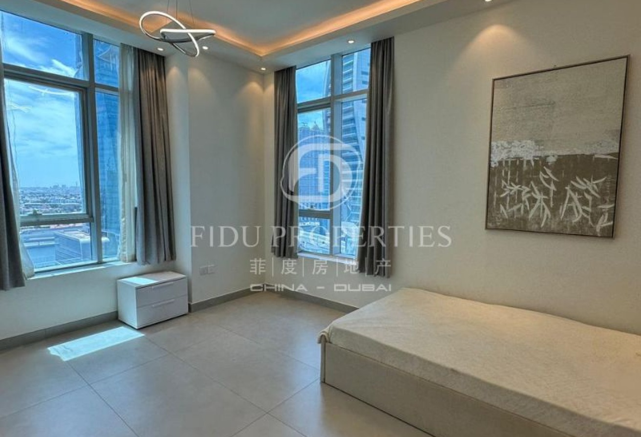 Renovated | Fully Furnished | Closed to Metro