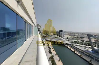 شقة - 2 غرف نوم - 3 حمامات للايجار في مساكن لامار - برج السيف - شاطئ الراحة - أبوظبي