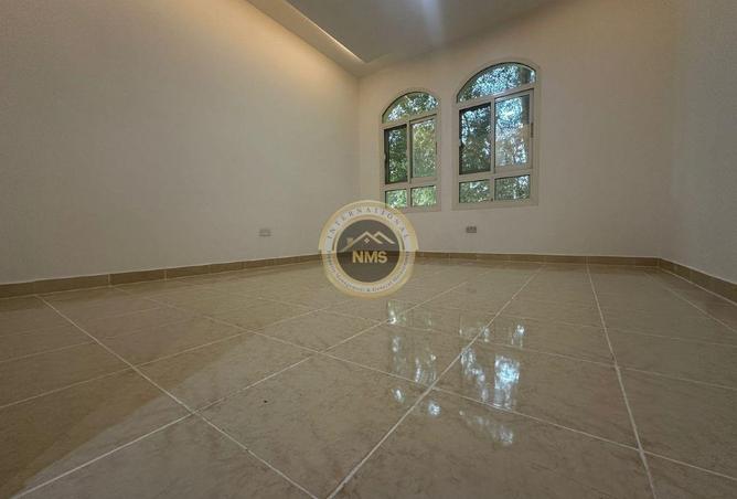 73841409 - Property Image 2