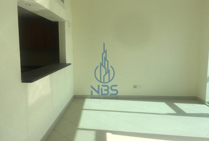 75011259 - Property Image 3