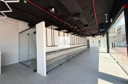 Retail - Studio - 1 Bathroom for rent in Hessa Home Building - Oud Metha - Bur Dubai - Dubai