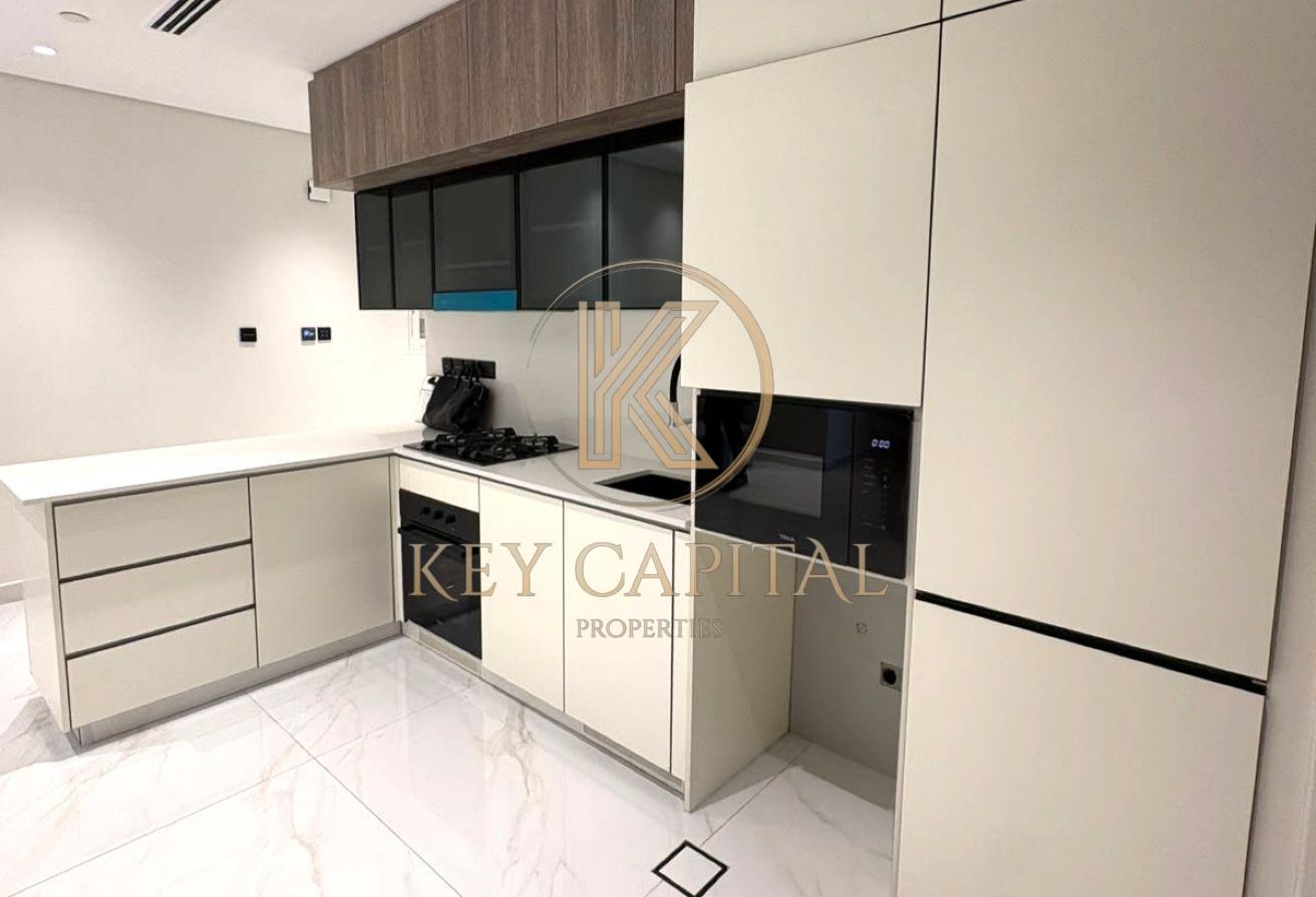 Fully Fitted & Furnished | Easy Al Khail Road Link photo 4