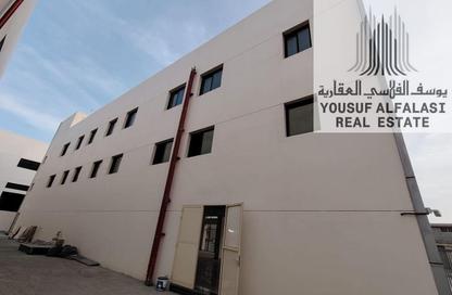 صالة عرض - استوديو - 2 حمامات للايجار في الجرف الصناعية 2 - الجرف الصناعية - عجمان