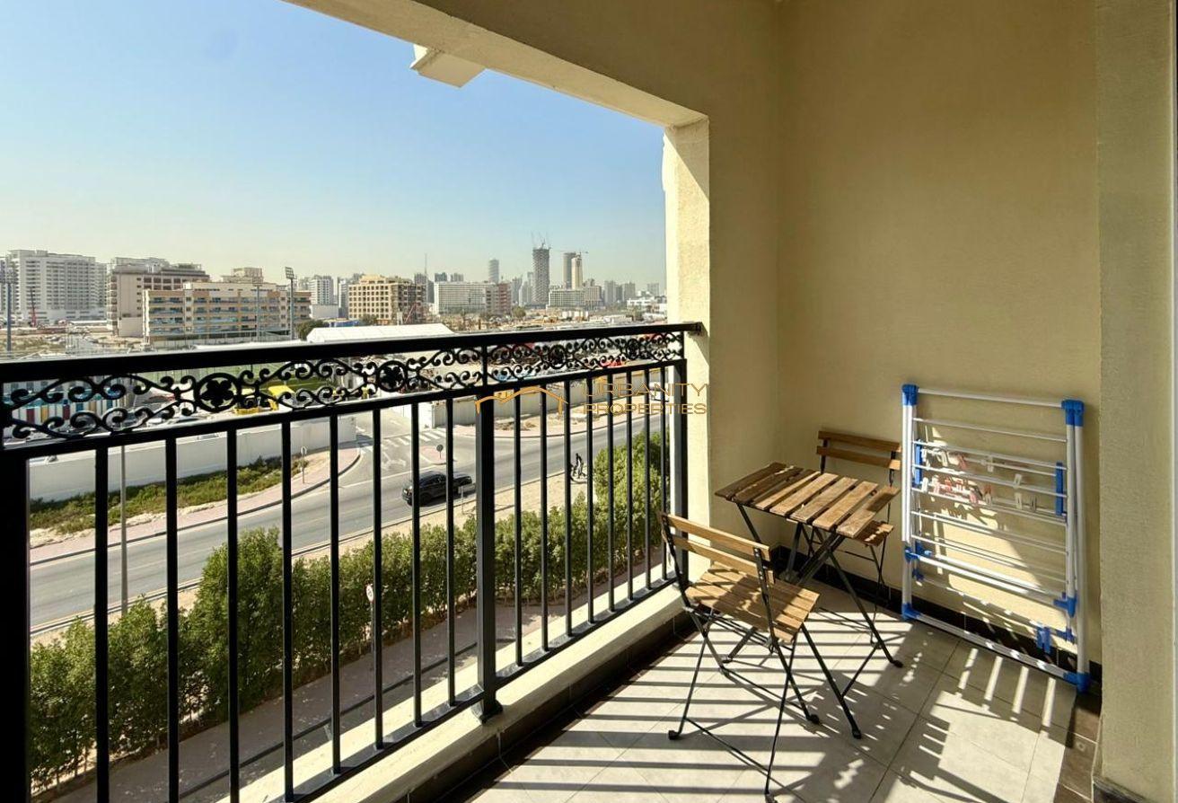 Furnished | Open View | Bright | Vacant | 4 Chqs photo 7
