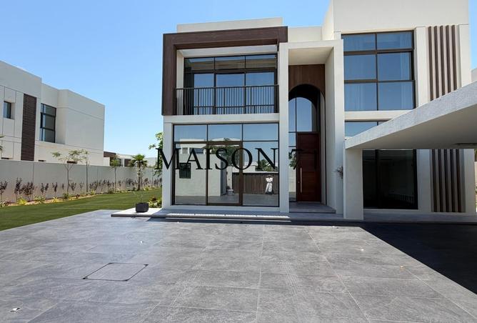V4 Executive Villa | Private Pool | Landscaped — photo 2