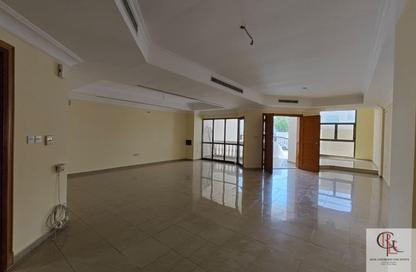 Villa - 4 Bedrooms - 5 Bathrooms for rent in Al Mushrif Villas - Al Mushrif - Abu Dhabi