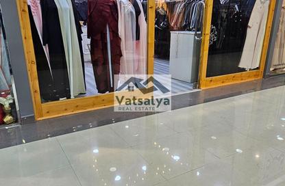 Retail - Studio for rent in Al Manara - Dubai