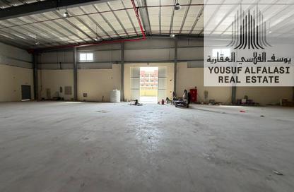 Warehouse - Studio - 5 Bathrooms for rent in Umm Al Thuoob - Umm Al Quwain