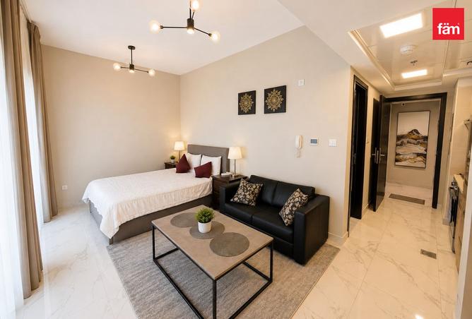 اختيار المستثمر | النمو المستقبلي | القيمة العظيمة