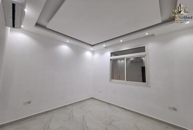 90487238 - Property Image 3
