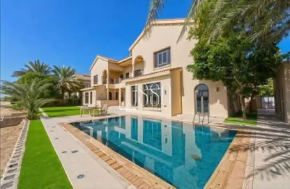 Villa - 6 Bedrooms - 6 Bathrooms for sale in Signature Villas Frond B - Signature Villas - Palm Jumeirah - Dubai