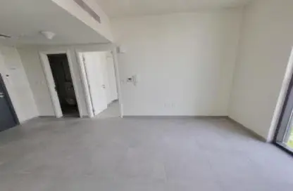 شقة - غرفة نوم - 2 حمامات للايجار في الجادة 1 - الجادة - الشارقة