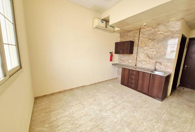 87027460 - Property Image 2