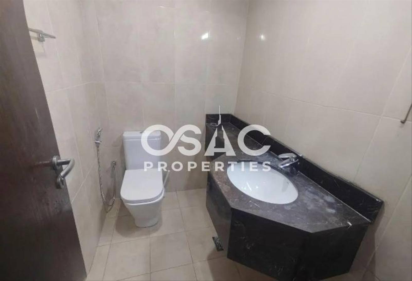 UNFURNISHED | BIG BALCONY | CHILLER FREE photo 10