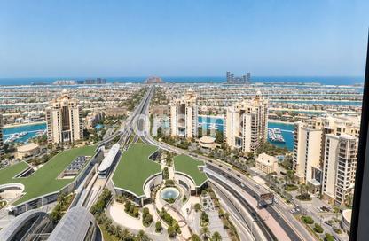 Apartment - 1 - 2 for rent in The Palm Tower - Palm Jumeirah - Dubai