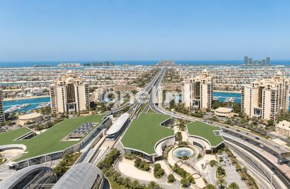 Apartment - 1 - 2 for rent in The Palm Tower - Palm Jumeirah - Dubai
