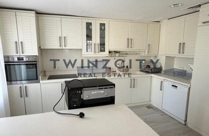 Villa - 2 Bedrooms - 2 Bathrooms for rent in Springs 1 - The Springs - Dubai