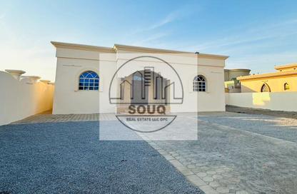 Villa - 3 Bedrooms - 5 Bathrooms for sale in Julfar - Ras Al Khaimah