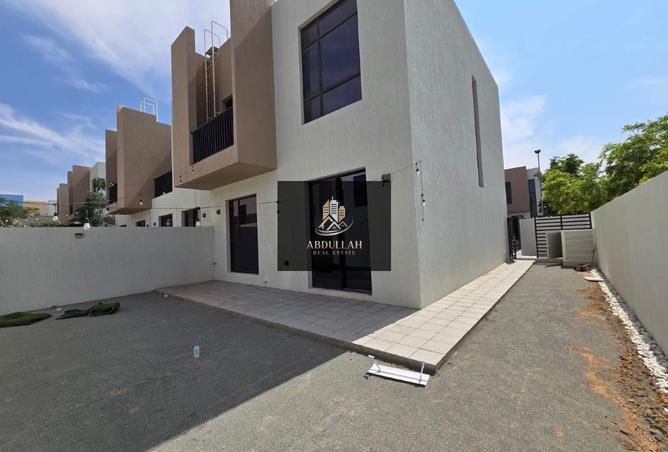 69894053 - Property Main Image