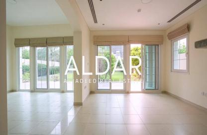 Villa - 2 Bedrooms - 4 Bathrooms for rent in District 16L - Jumeirah Village Circle - Dubai