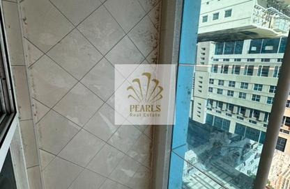 شقة - غرفة نوم - 2 حمامات للايجار في أبراج عجمان وان - الصوان - عجمان