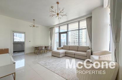 Apartment - 1 Bedroom - 2 Bathrooms for rent in Boulevard Crescent Tower 2 - BLVD Crescent - Downtown Dubai - Dubai