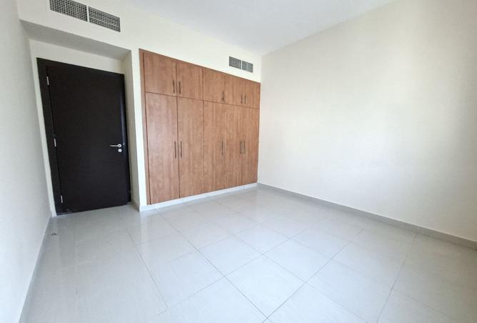 122015566 - Property Image 3